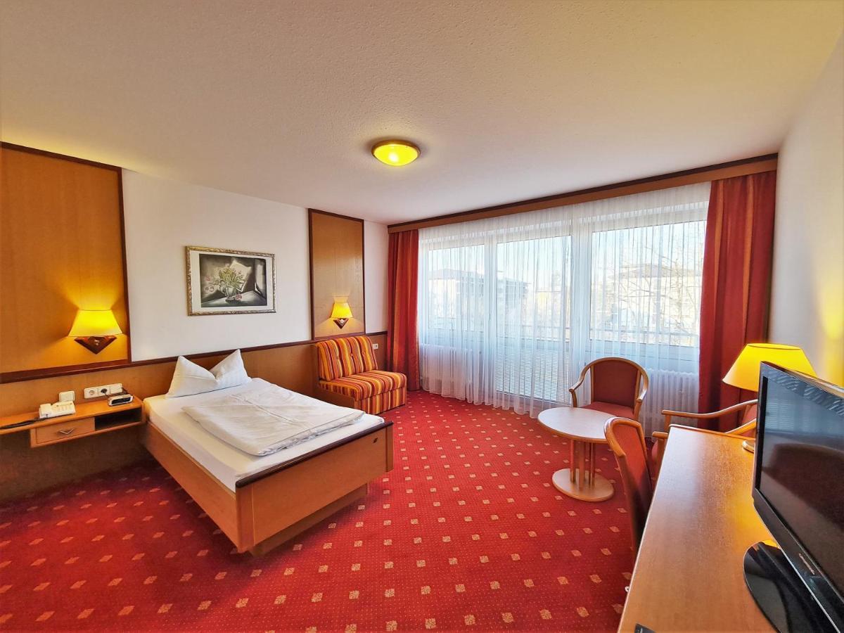 Thermenhotel Tannenhof - Ihr Wohlfuehl-Hotel Bad Fussing Exterior photo